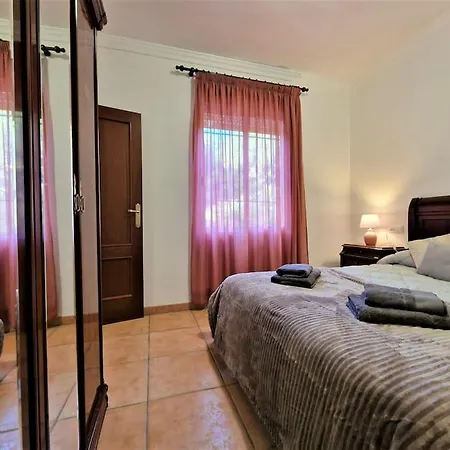 Casa Rosas De Trassierra Holiday home Cordoba